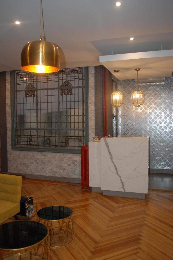 Hostal Avenida Madrid Luaran gambar