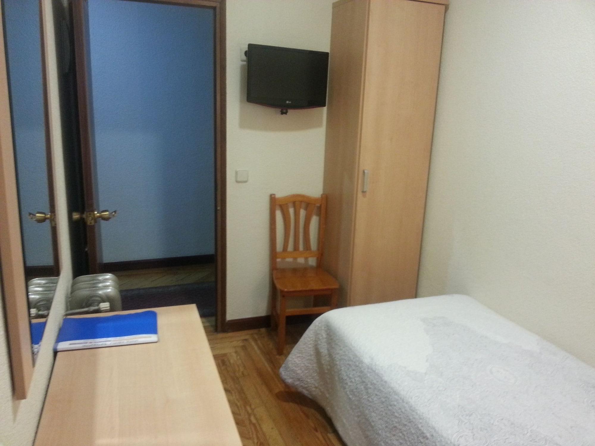 Hostal Avenida Madrid Luaran gambar